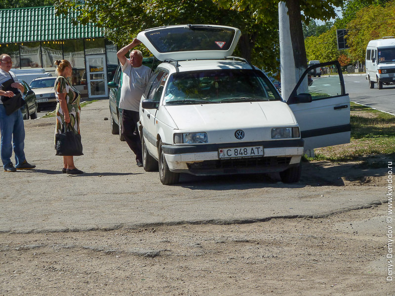 Автомобильные номера и водители в Приднестровье